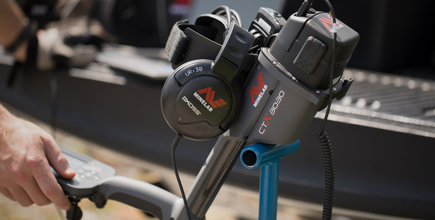 Détecteur de métaux Minelab CTX 3030